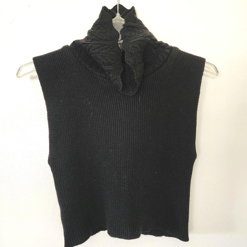 M/L Vintage Black Cropped Turtleneck Sweater by Bechamel